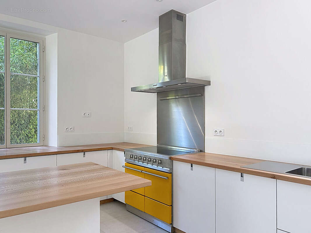 Maison à VILLENEUVE-LES-AVIGNON