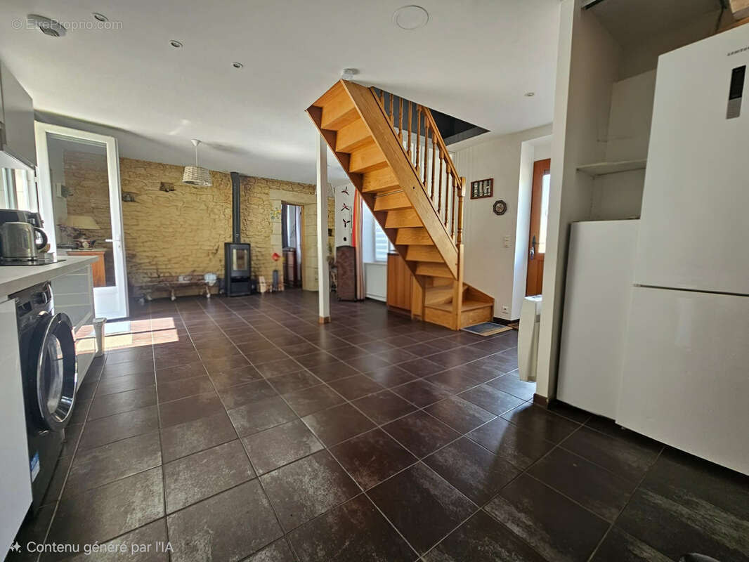 Maison à AIGREFEUILLE-D'AUNIS