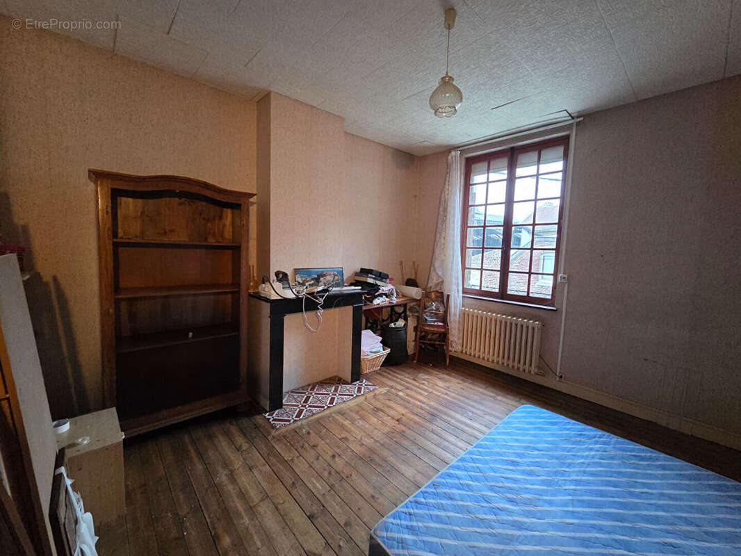 Maison à SAINT-QUENTIN