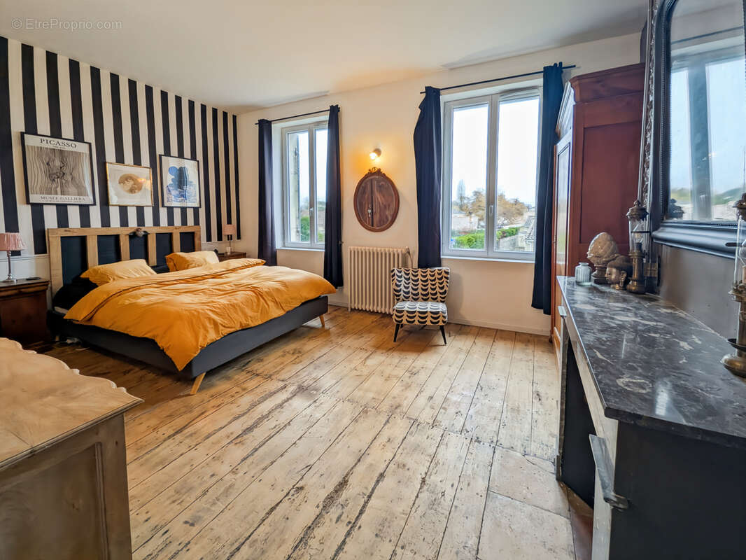 Maison à SAINT-SULPICE-ET-CAMEYRAC