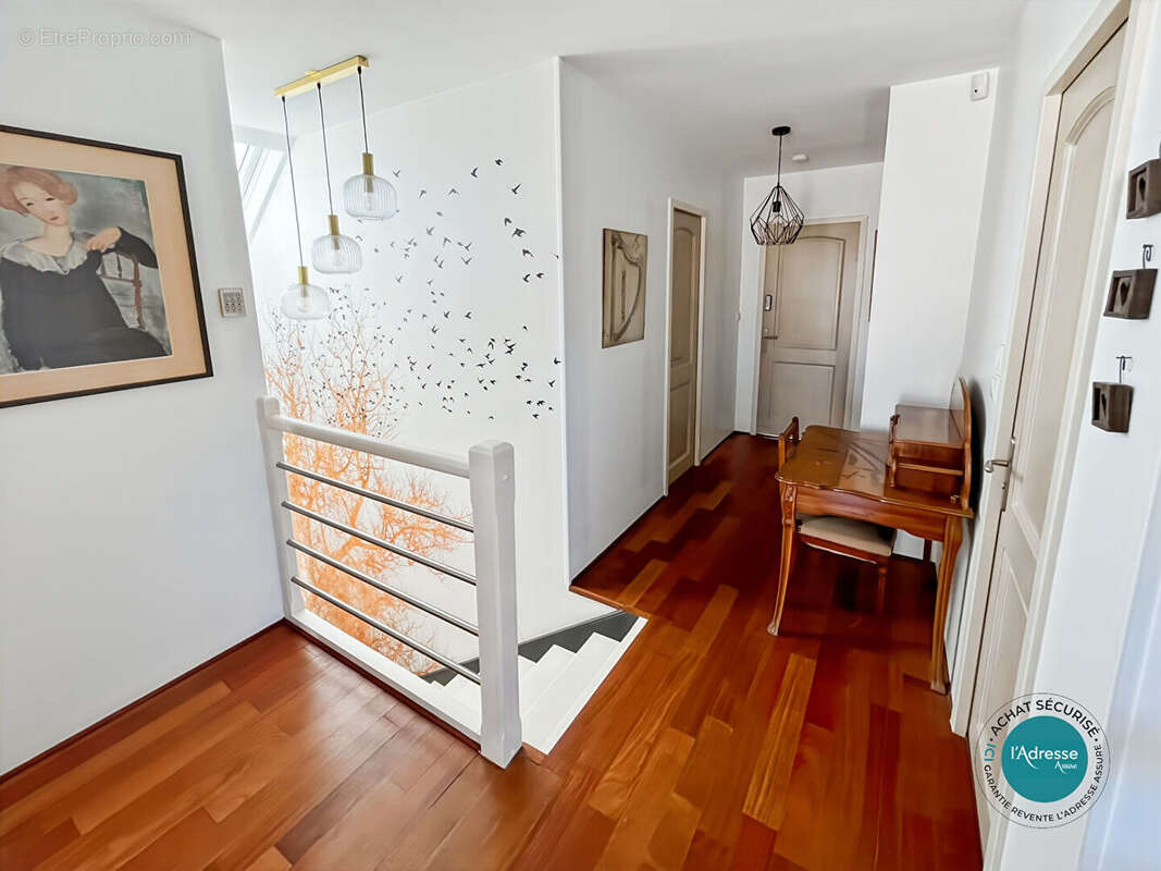 Maison à MENNECY