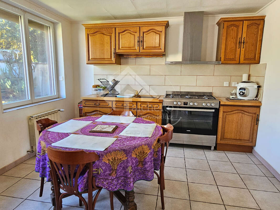 Maison à SAINT-LEON