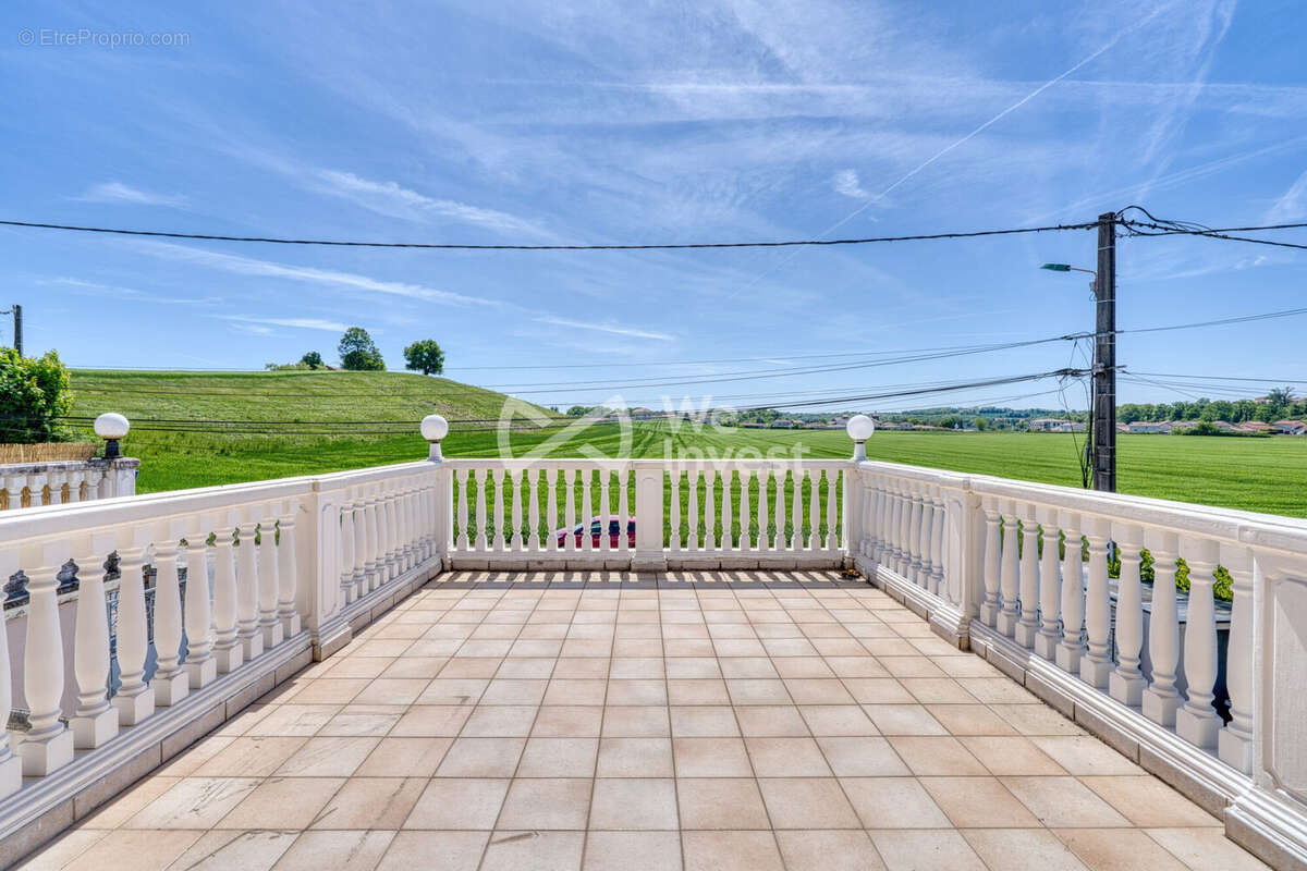 Appartement à CHAVANOZ