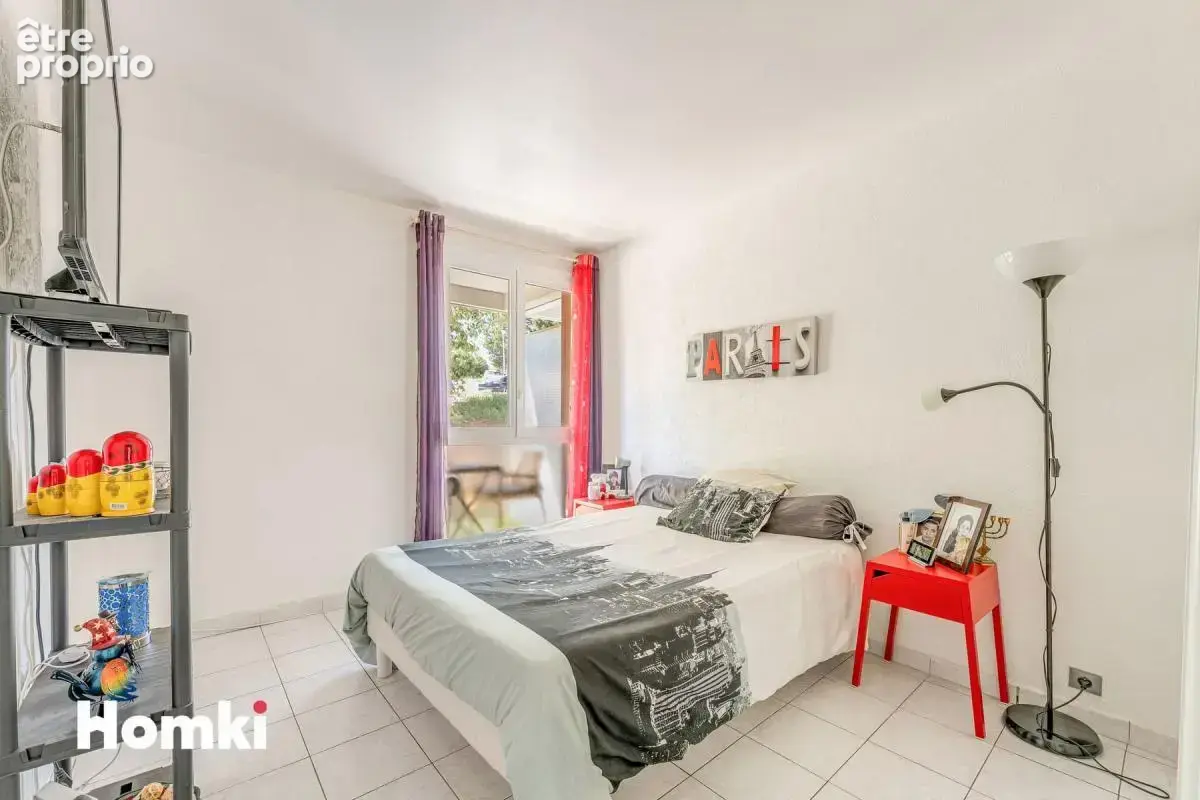 Appartement T3 de 70 m² à Marseille 13010, Chemin la Valbarelle À Saint-Marcel - photo 4