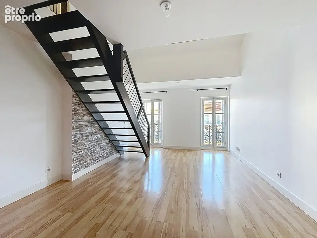 Appartement en duplex 3 chambres  Secteur République - photo 2