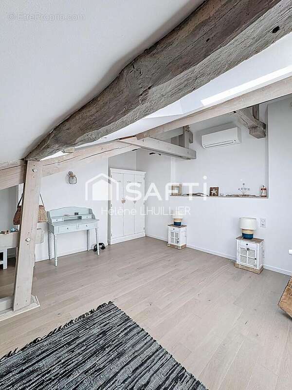 Maison 231 m² à Monblanc  - photo 5