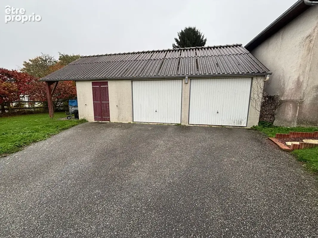 Maison  5 pièce(s) 120 m2 LA HAYE DU THEIL - photo 2