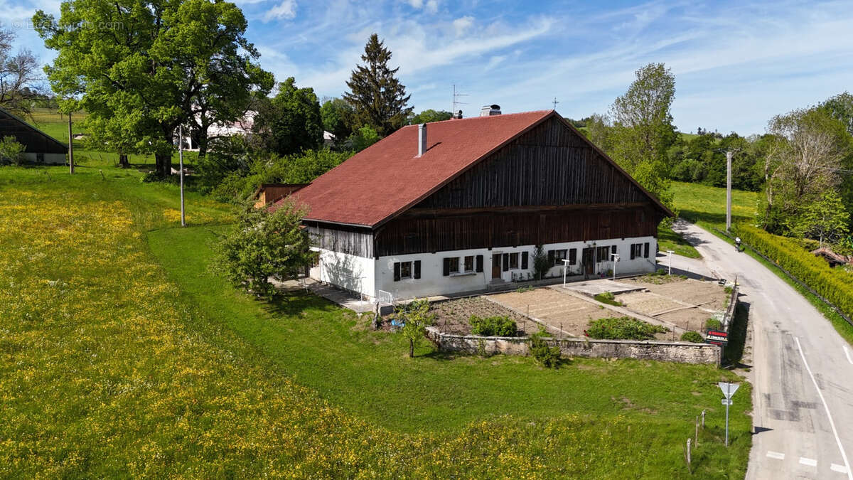Maison à MORTEAU