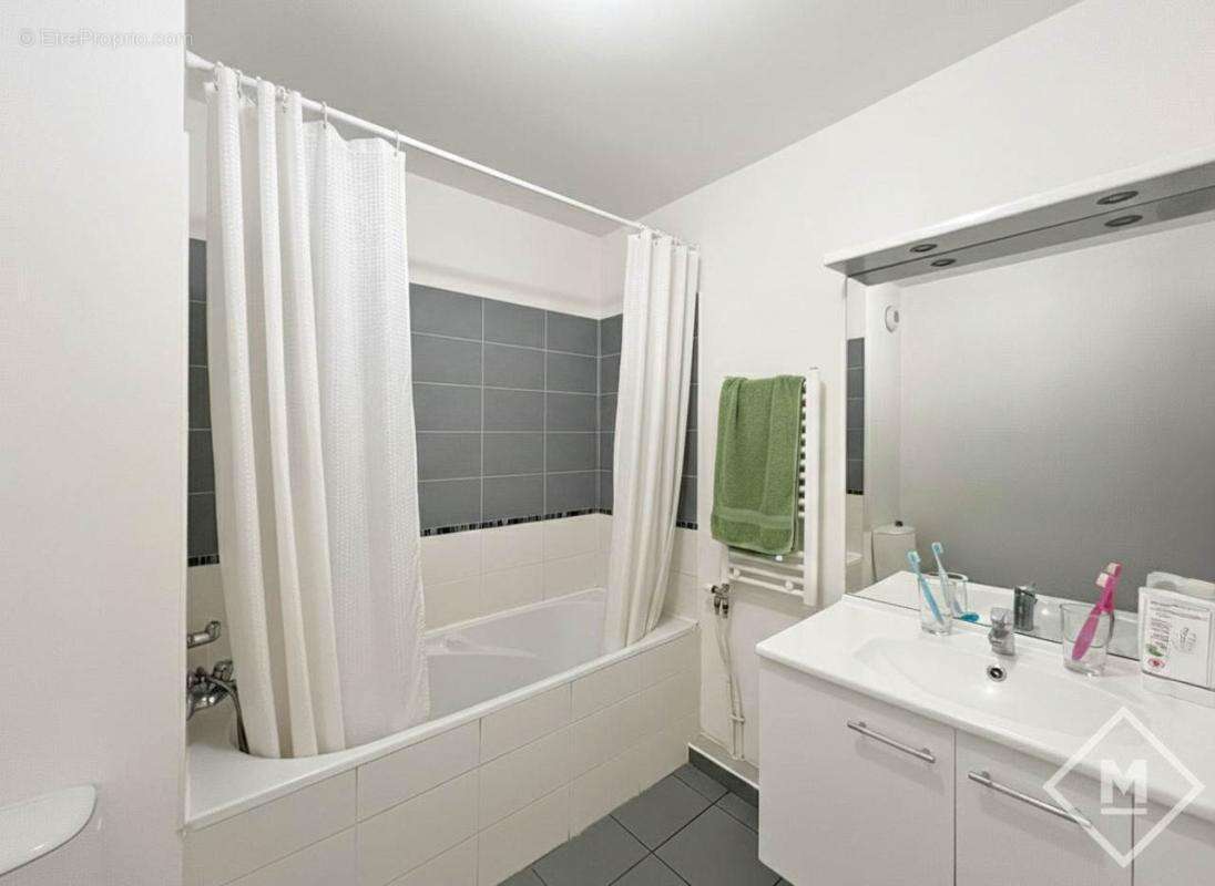Vente T4 Terrasse calme sans vis à vis 13012 Marseille - photo 9