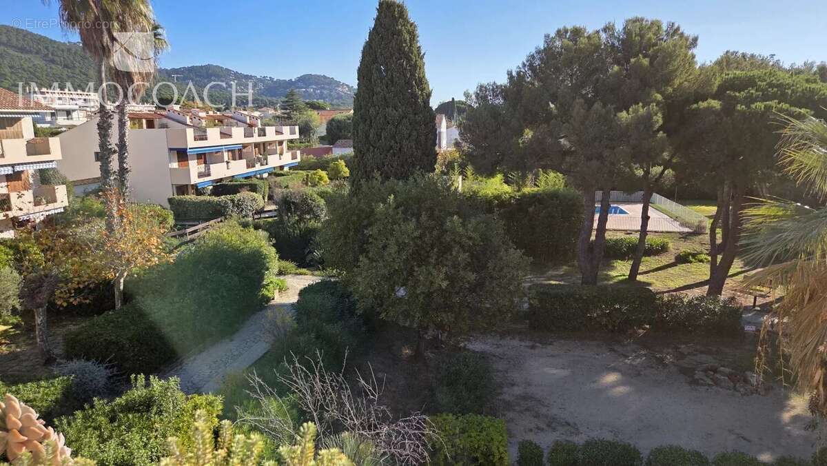 Appartement à CARQUEIRANNE