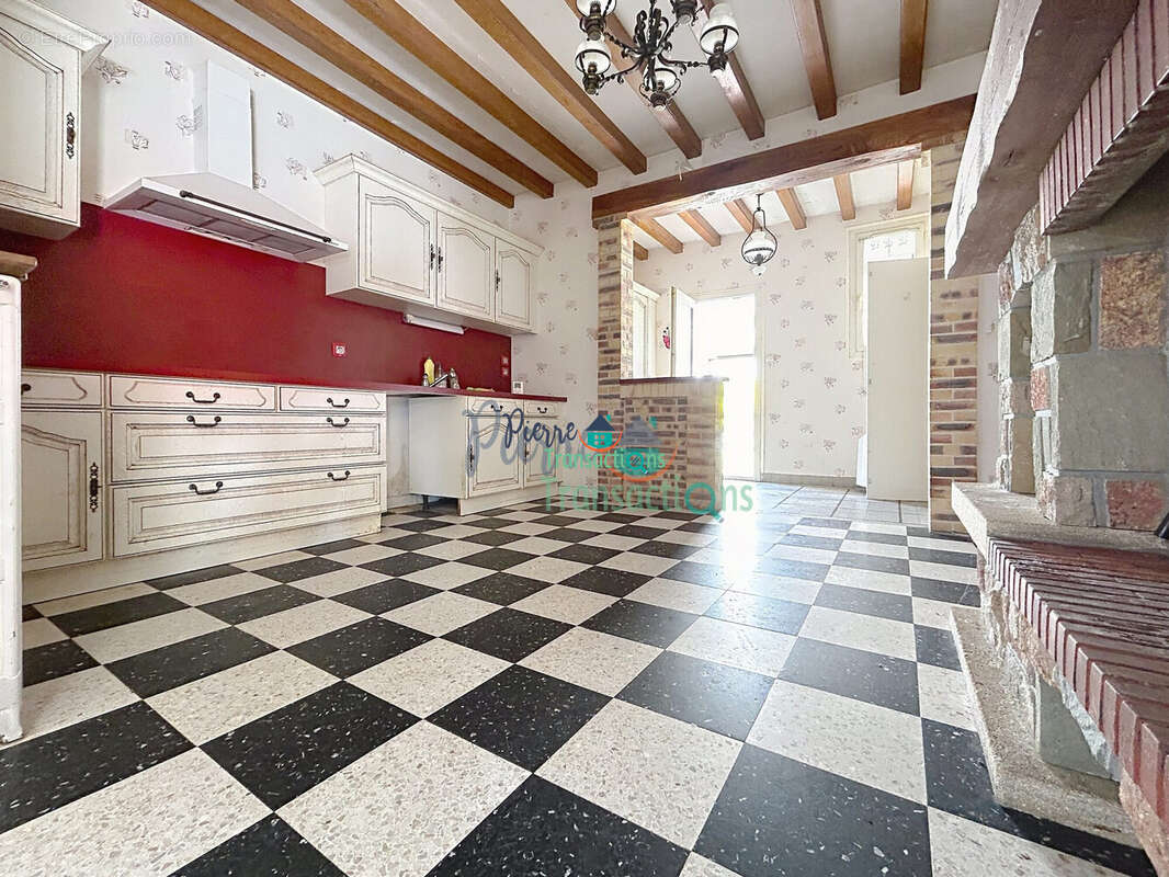 Maison à SAINT-JEAN-DE-FOLLEVILLE