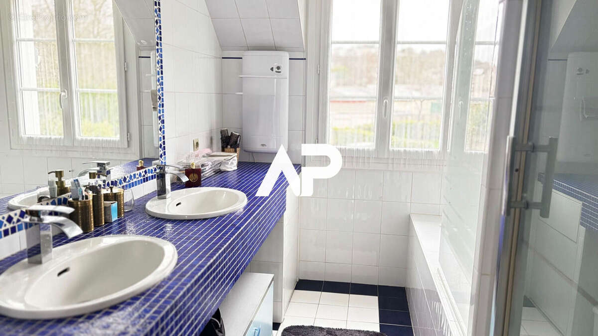 Maison à SOISY-SOUS-MONTMORENCY