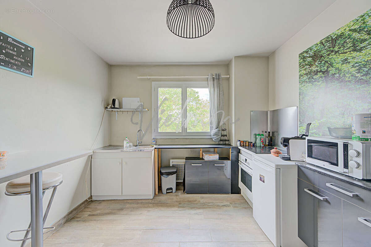 Maison spacieuse 8 pièces à vendre à Poissy - La Maladrerie - photo 13
