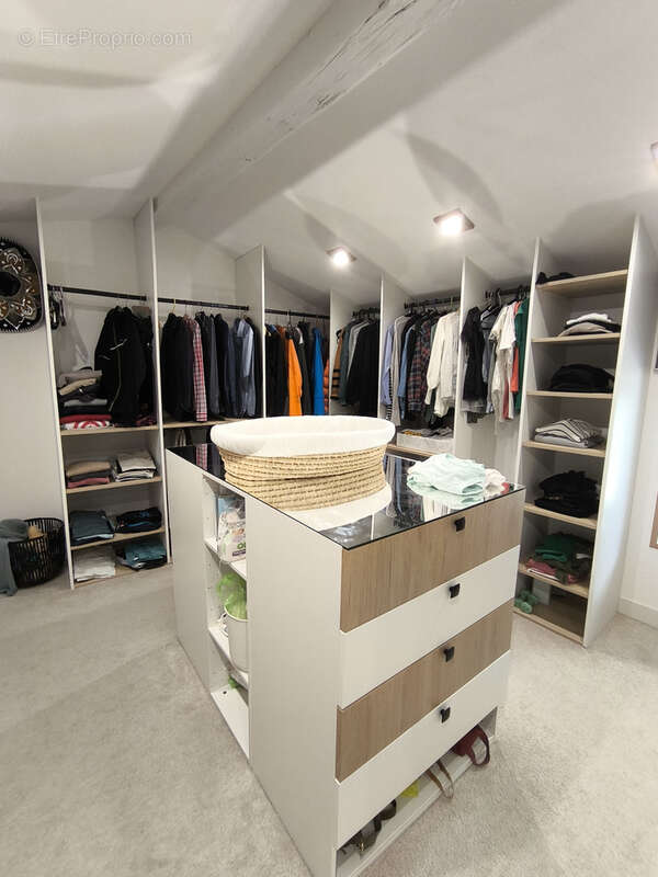 Maison à SAINT-LAURENT-DE-LA-CABRERISSE