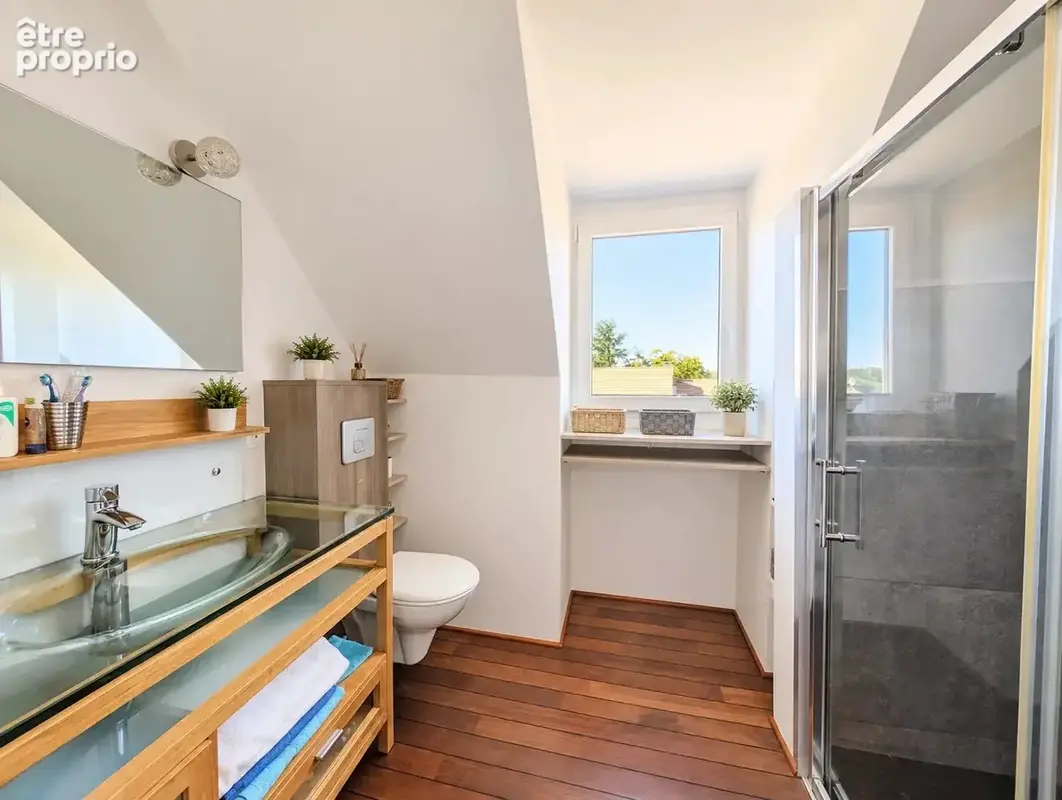 Ref 2153 - Maison familiale – 4 chambres, jardin et double garage - photo 10