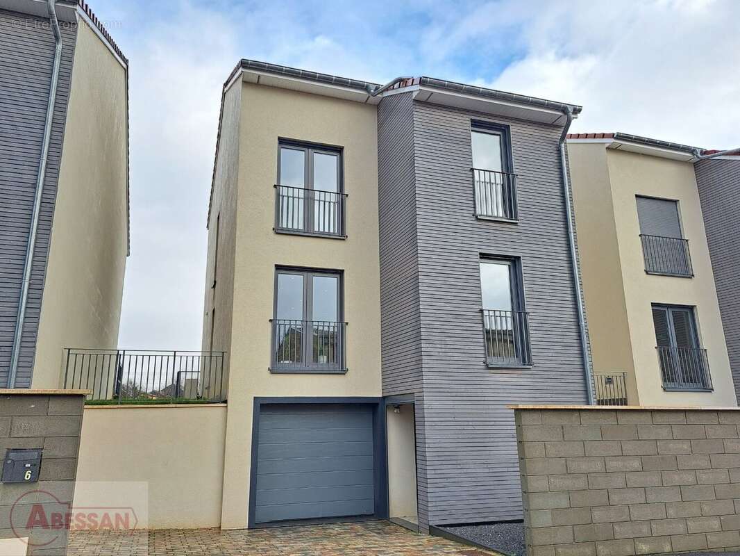 Maison à VILLERS-LA-MONTAGNE