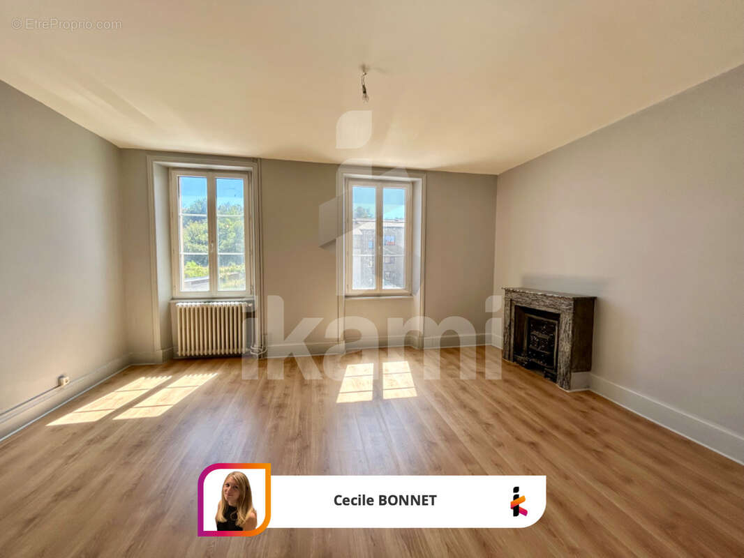 Maison à SAINT-SORLIN-EN-VALLOIRE