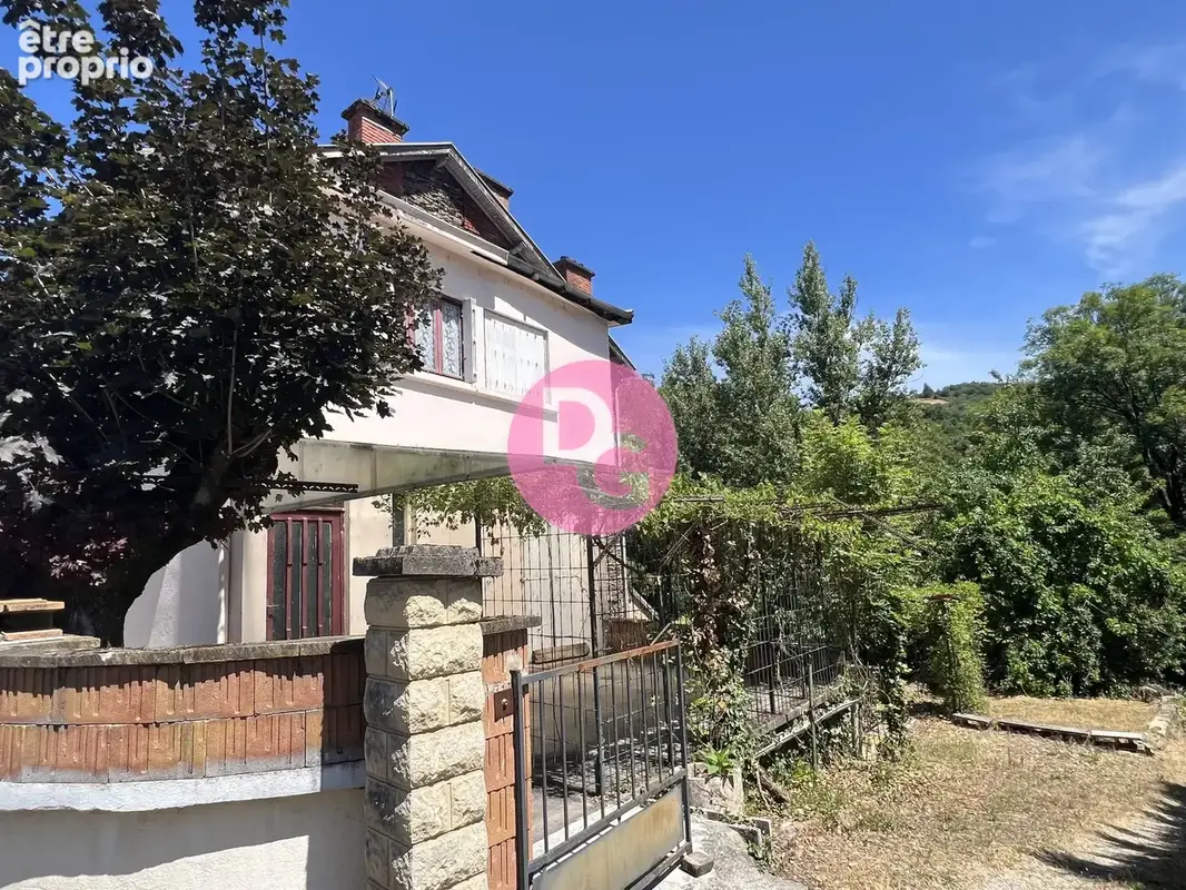 Maison à DECAZEVILLE