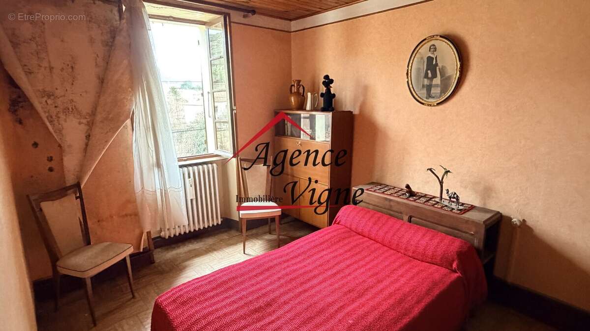 Maison à SAINT-FLORENT-SUR-AUZONNET