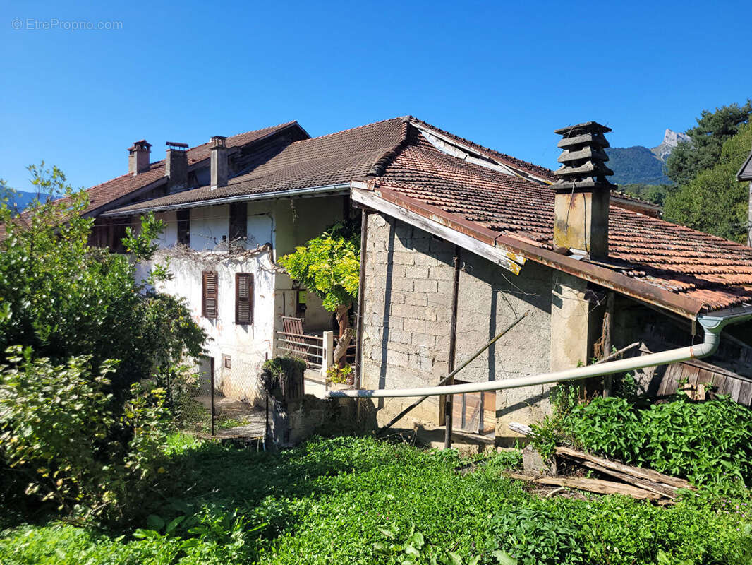 Maison à FAVERGES
