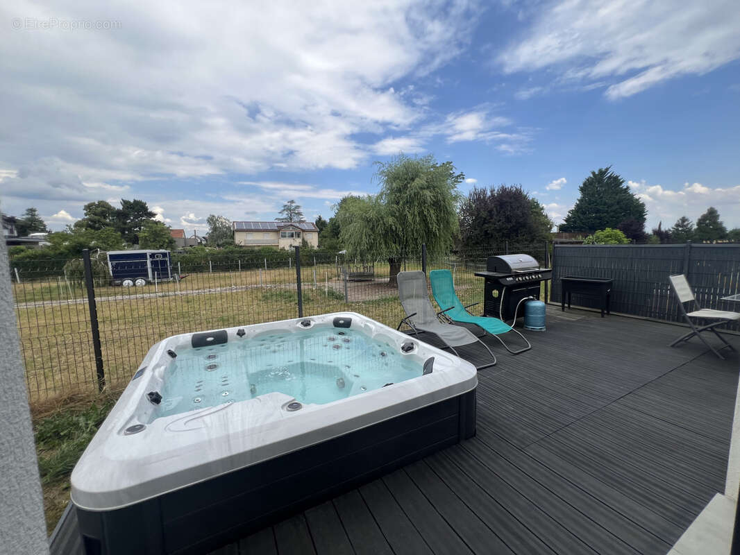 A Bischwihr, une superbe maison individuelle à toit plat 5 pièces de 125 m2 de 2020 de surface habitable sur u - photo 5