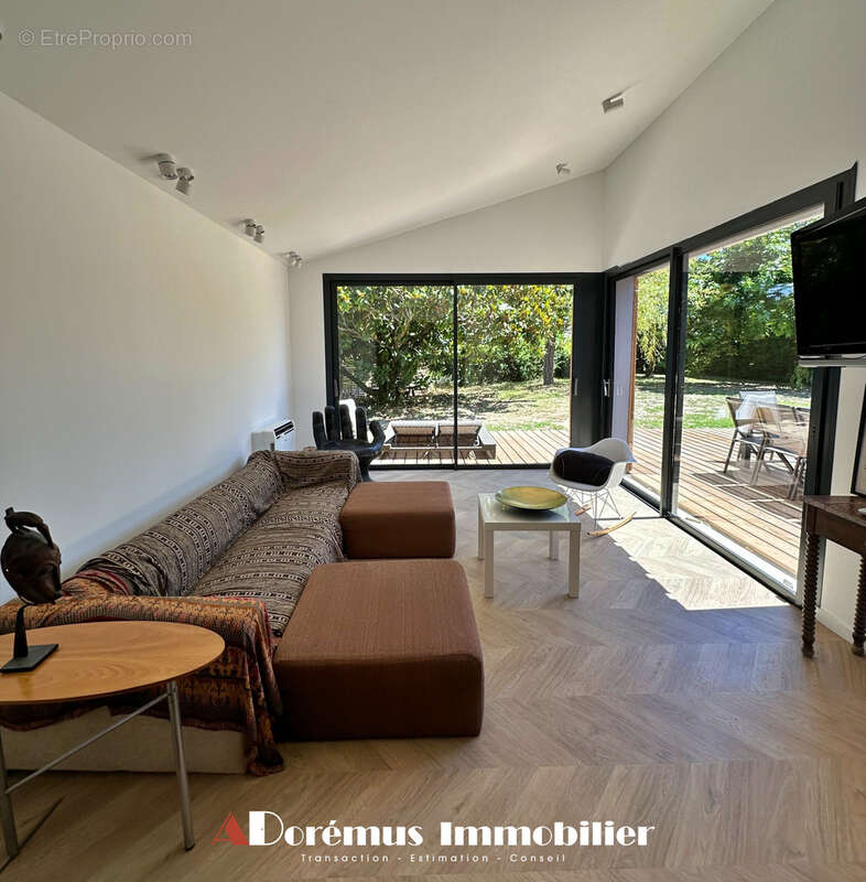 Maison à QUINSAC
