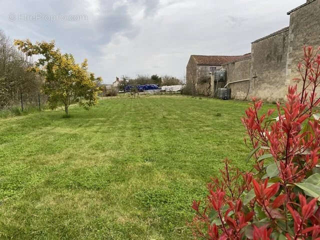Maison à FOUSSAIS-PAYRE