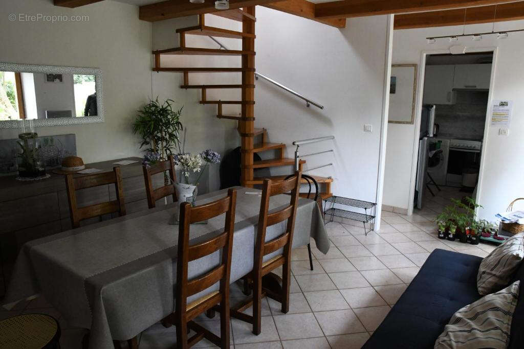 LANTIC, ensemble de deux maisons rénovées à vendre - photo 12