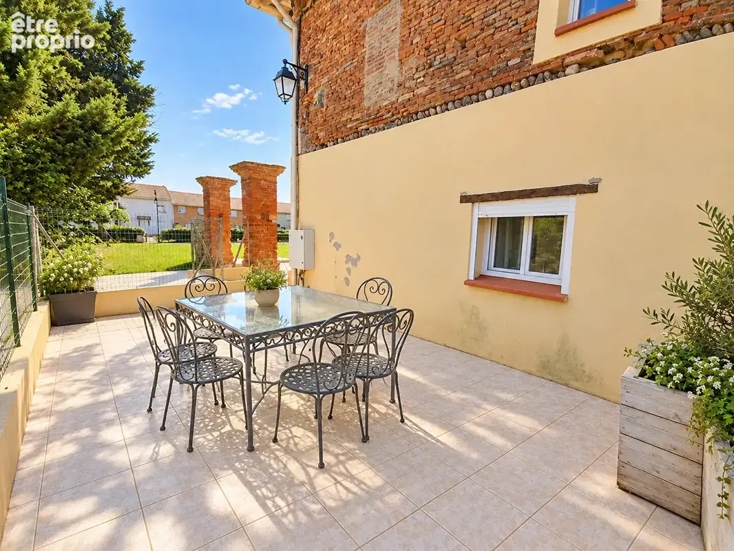 Saint Cézert - Appartement 2 pièces - 45m² + terrasse et parking - photo 1