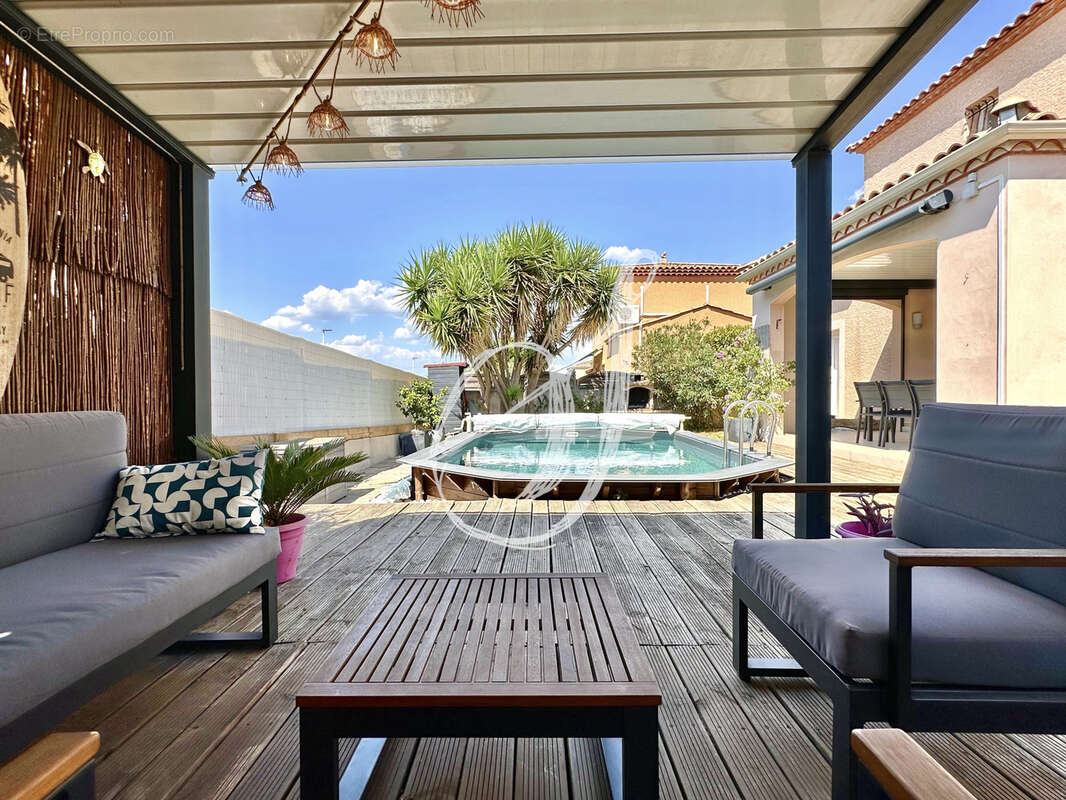 Villa de type 5, quatre chambres avec piscine sur Gigean - photo 4