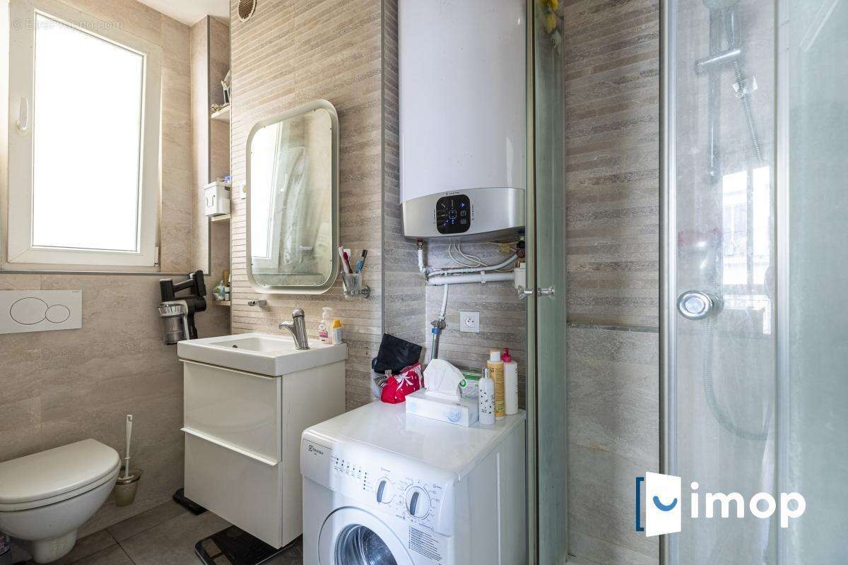 Appartement à PARIS-2E