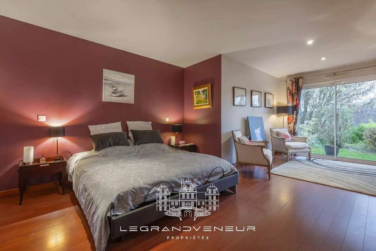 Maison à GREZ-SUR-LOING