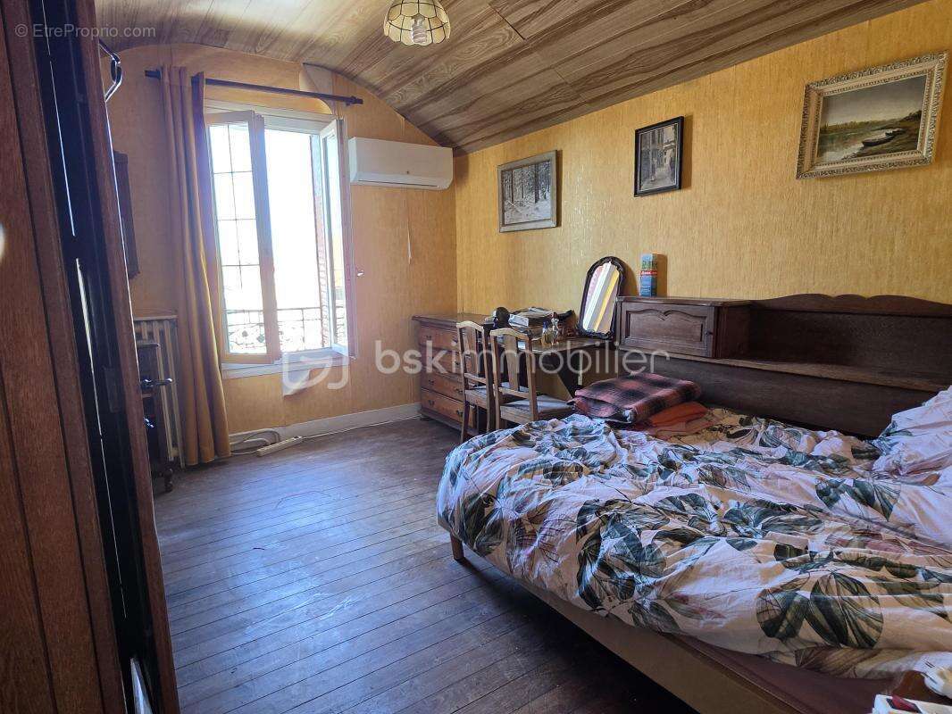 Meaux – maison en pierre meulière – 3 chambres – véranda – sous-sol total – garage - photo 9