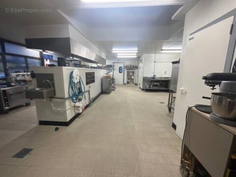 Commerce à BONNEVILLE