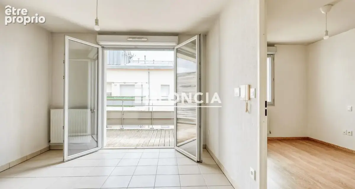 TOULOUSE 31100: Secteur Bordeblanche. 2 pièces à vendre avec balcon et parking - photo 2