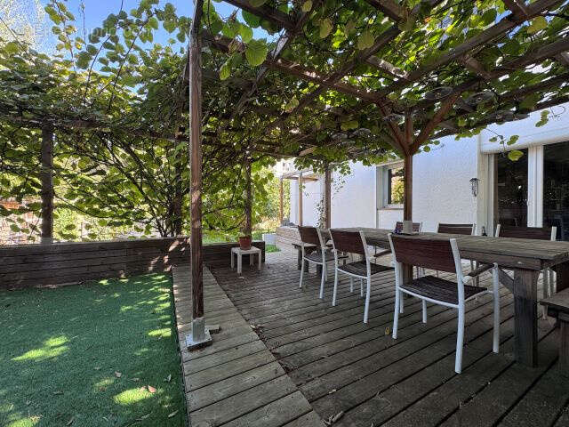 Maison à MEYRARGUES