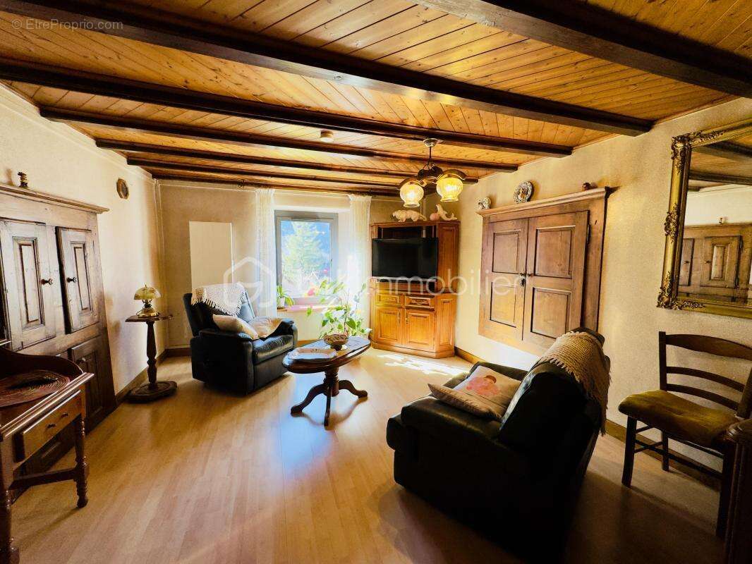 Maison à THORENS-GLIERES