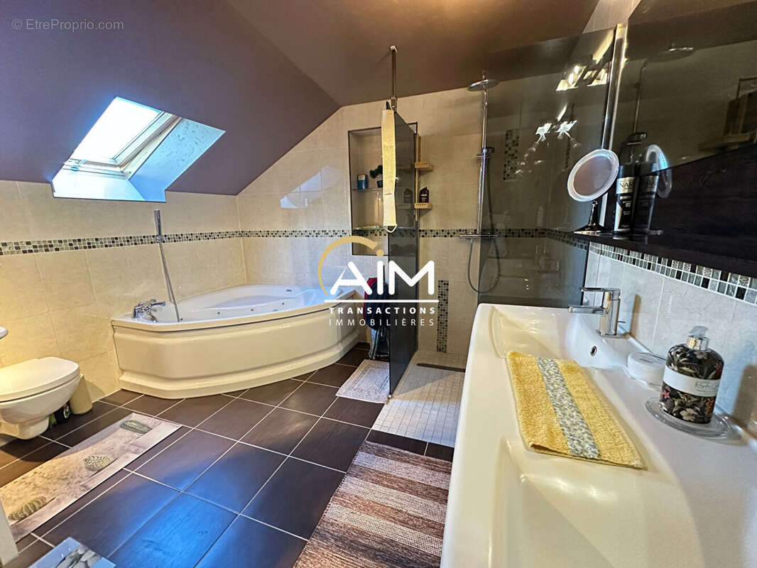 Maison à SEMBLANCAY