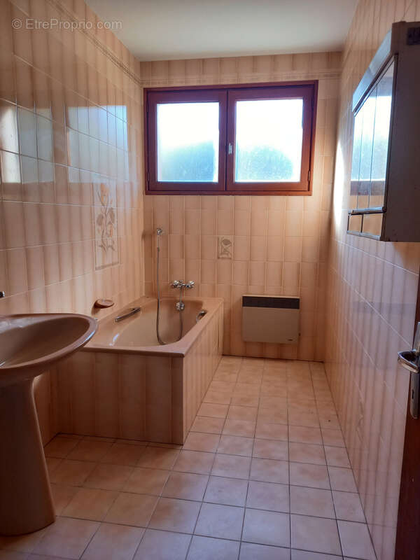 Maison à SAINT-CIERS-DE-CANESSE