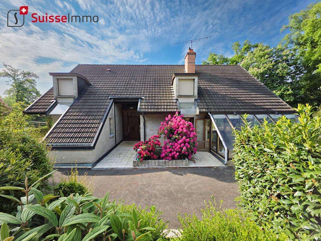 Maison à L'ISLE-SUR-LE-DOUBS