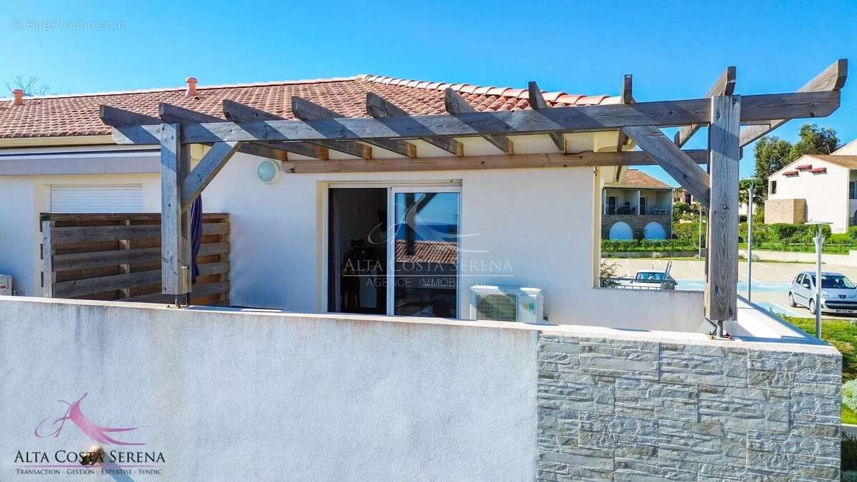 Appartement à LINGUIZZETTA