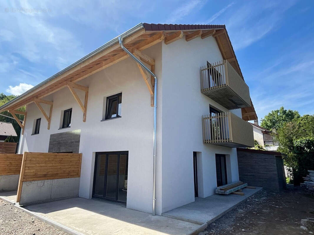 Appartement à ARMOY