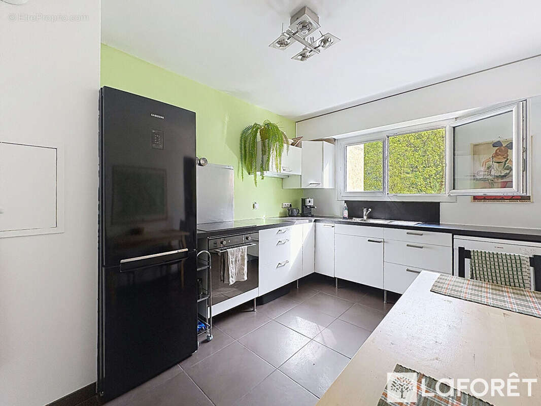 Appartement à LYON-9E