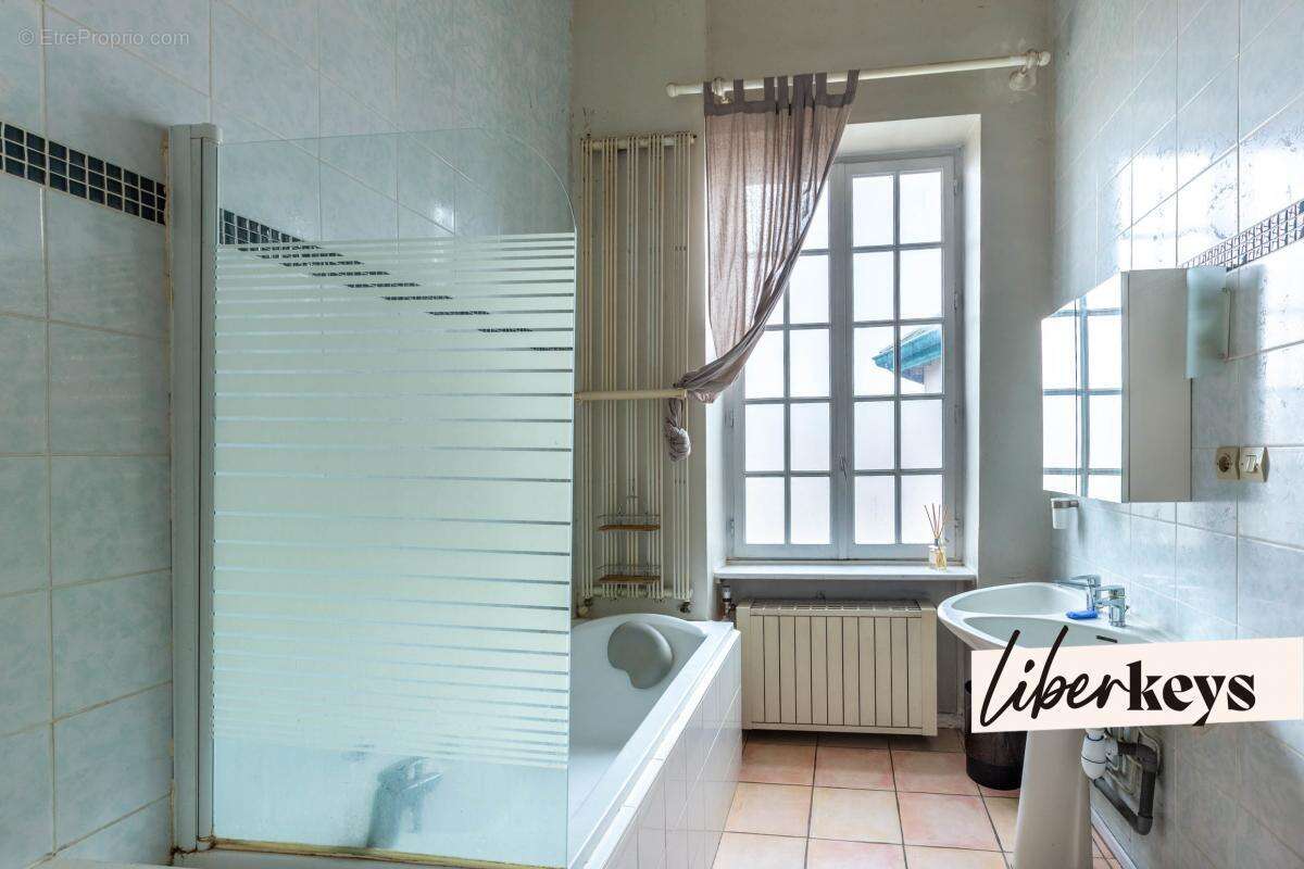 Appartement à LYON-9E