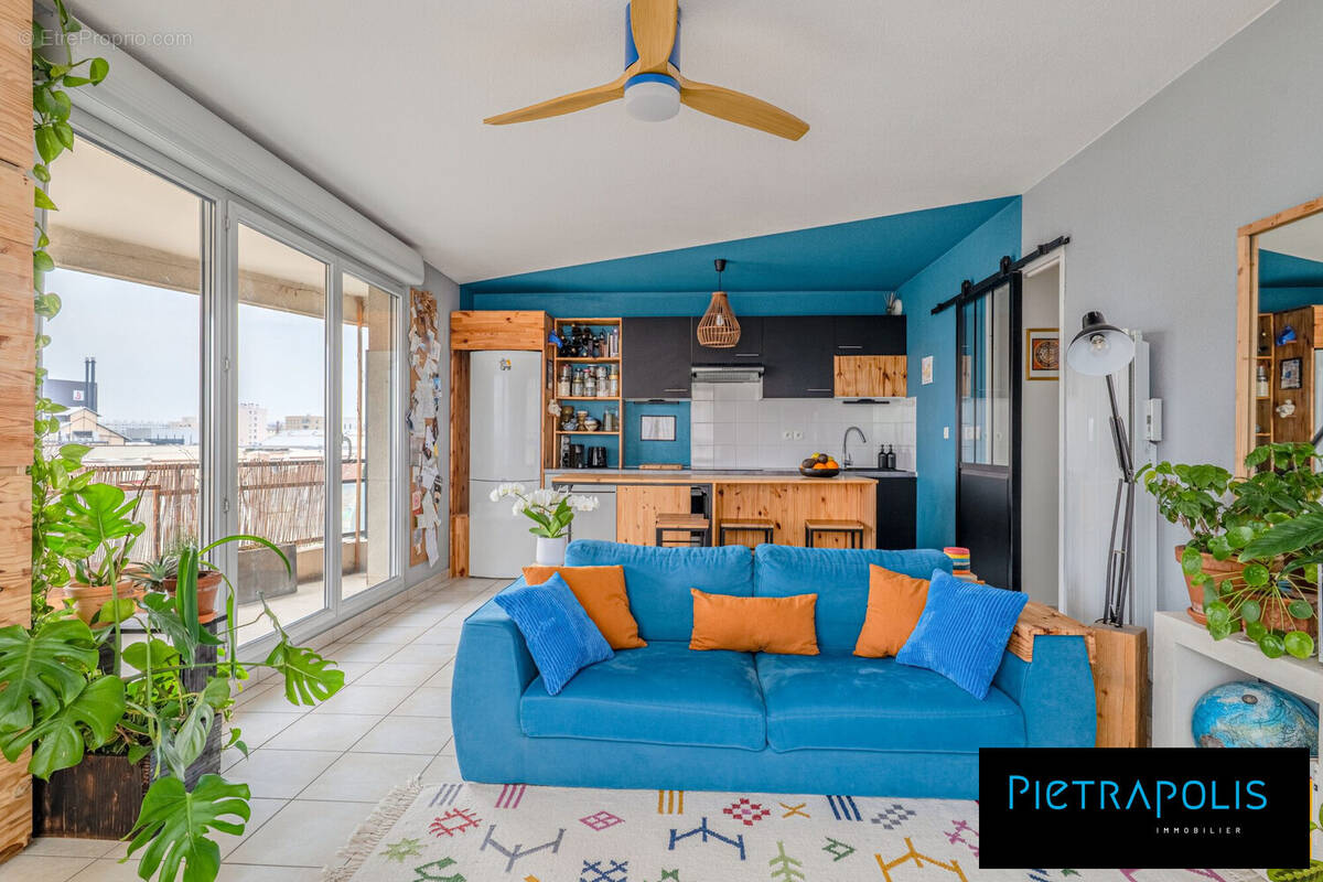 Appartement à LYON-8E