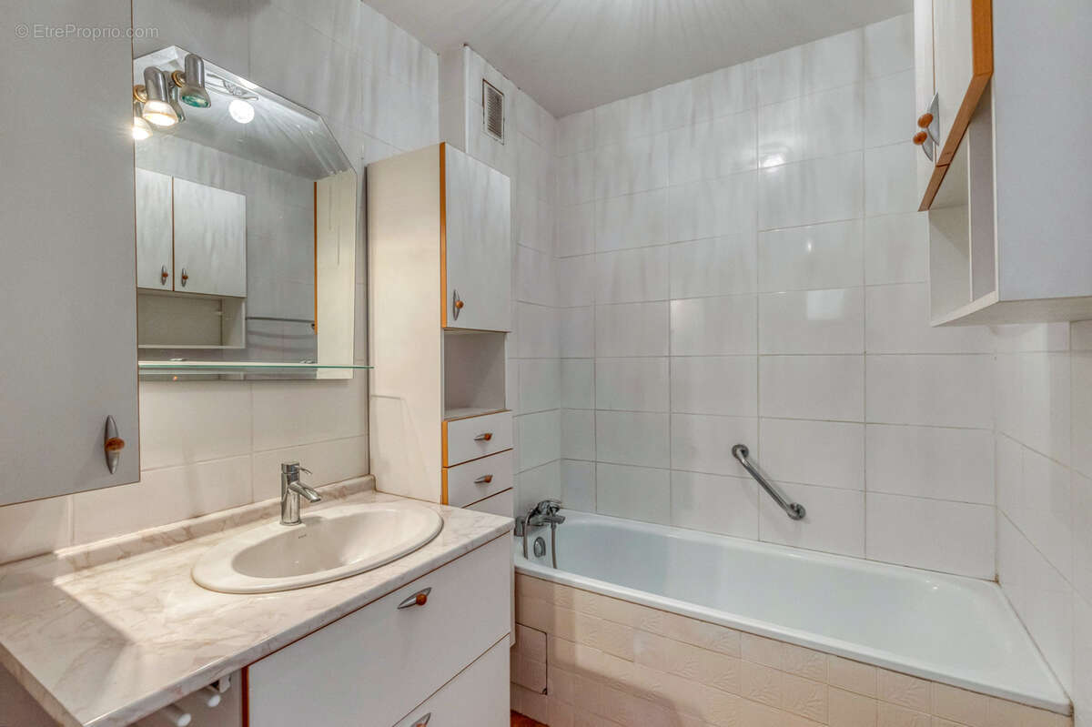 Appartement à MOIRANS
