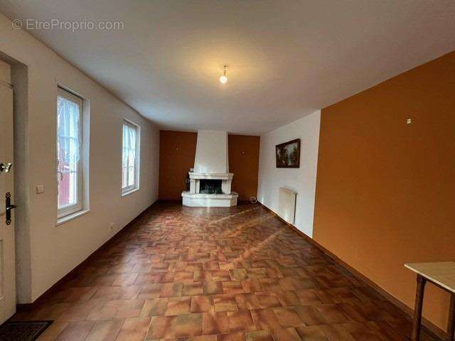 Maison à LE MESNIL-GUILLAUME