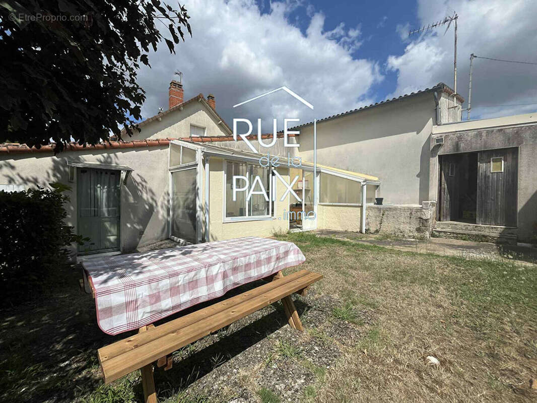 Maison à CHATELLERAULT