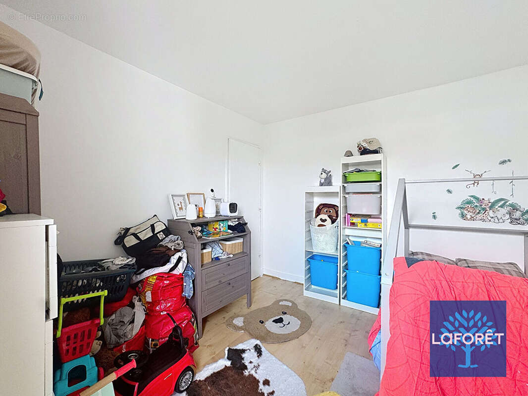 Appartement à CHILLY-MAZARIN