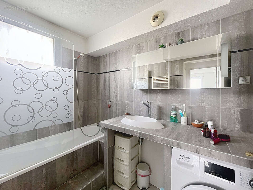 Appartement à MARSEILLE-14E